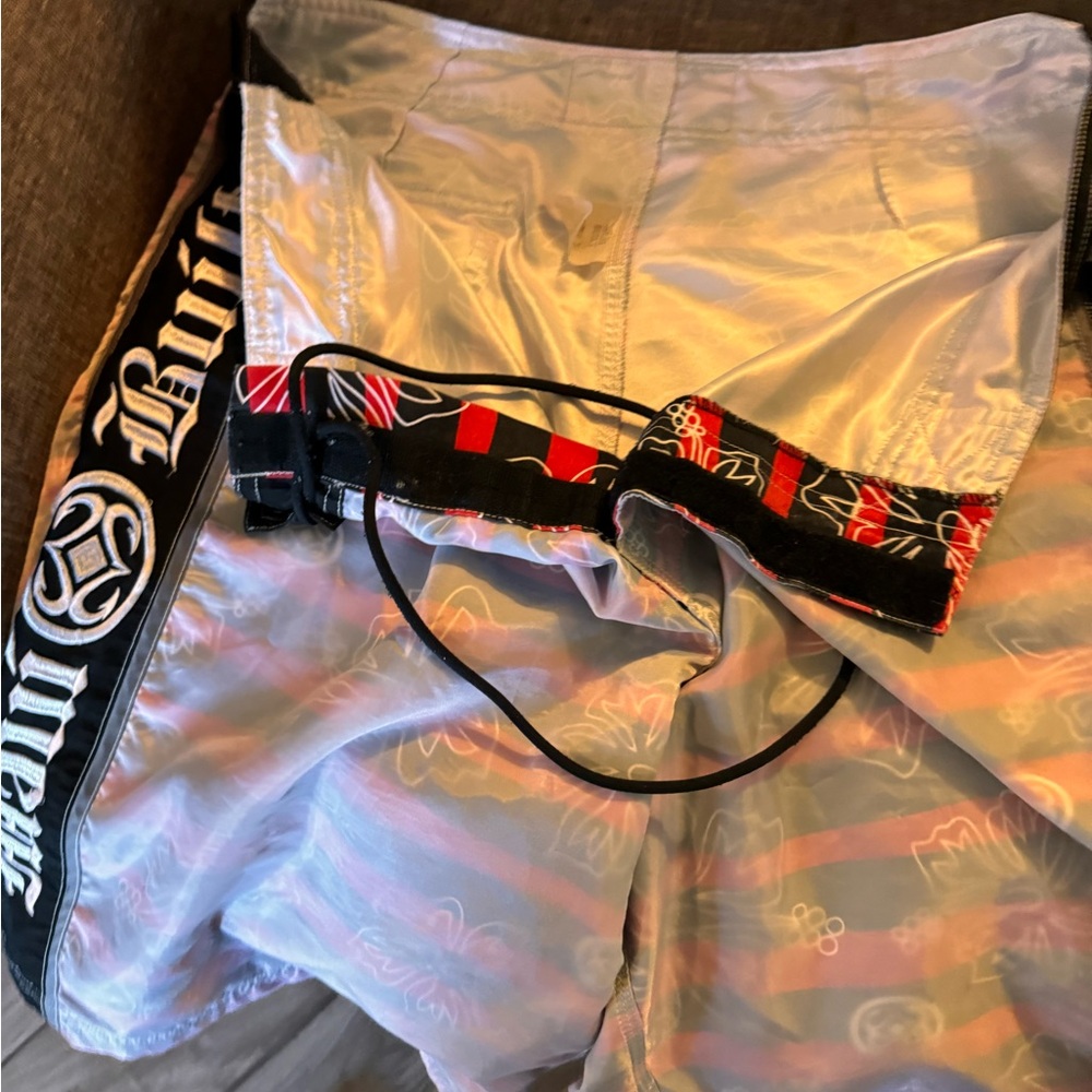 Maui Buult board shorts please check photos ask any questions you may have